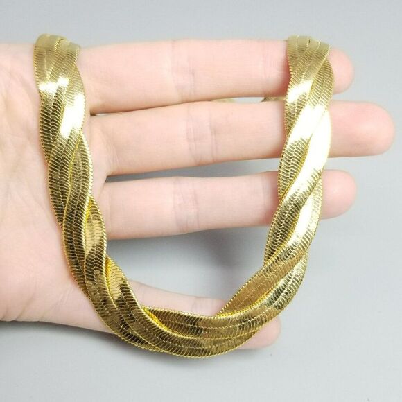 Vintage Avon Gold Tone Braided Herringbone Flat Chain Necklace Bracelet Set - Picture 5 of 8